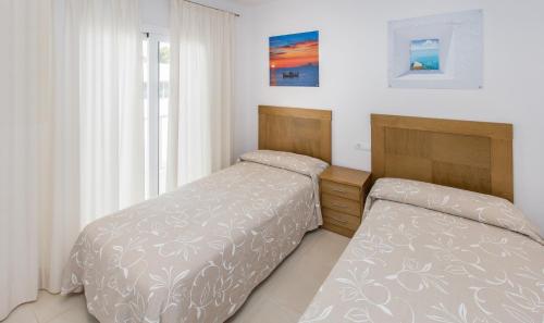 Apartamentos Sofía Playa Ibiza - image 11