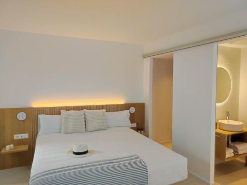 MYO Barcelona Hotel & Apartments in 卡斯特爾德費爾斯