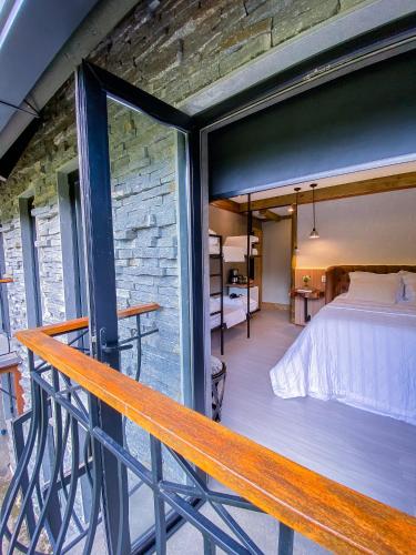 ระเบียง/ชานเรือน, Celeiro Lake Village in ดิสตริโต อินดัสเตรียล