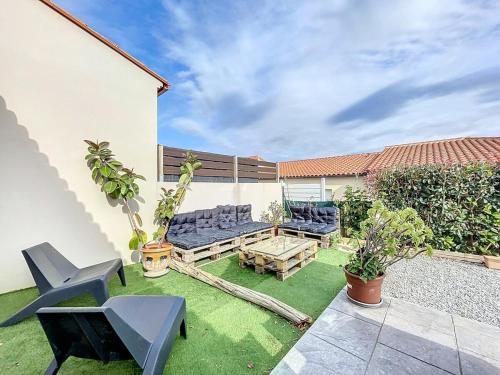 Villa 6 couchages avec jardin gîte à louer Ortaffa