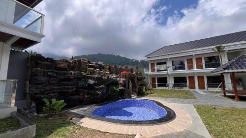 Grand Wijaya Hotel dan Villa Sarangan in Sarangan