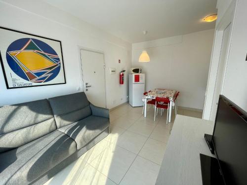 Flat with garden near the beach, Porto Santa Margherita (foto 4)