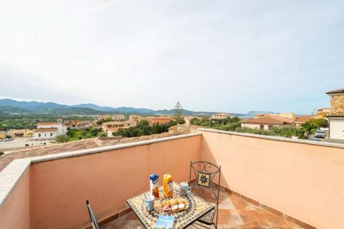 Two room flat with stunning terrace near Budoni