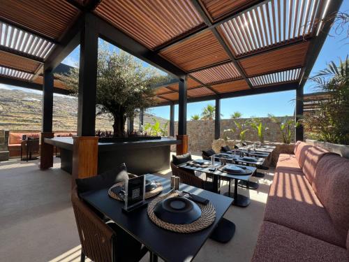 Étterem, Ftelia Black Villas in Ftelias