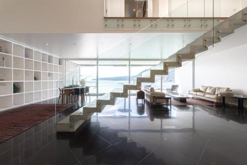 Luxury and tranquility facing the sea in Quintay