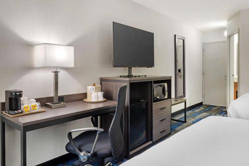 Quality Inn Mystic - image 6