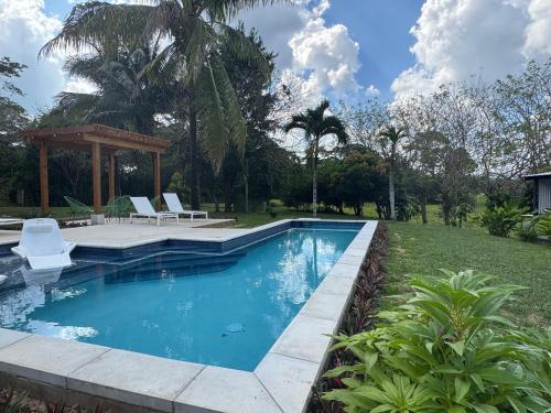 Alentours, Yumas Riverfront Lodge in San Ignacio
