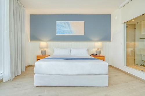 Fort George Hotel and Spa - image 4