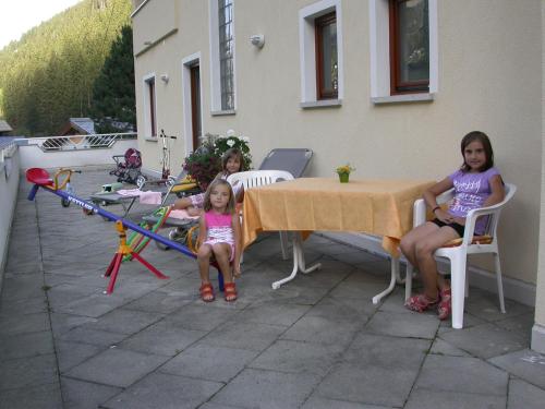 Apart Zangerle - image 14