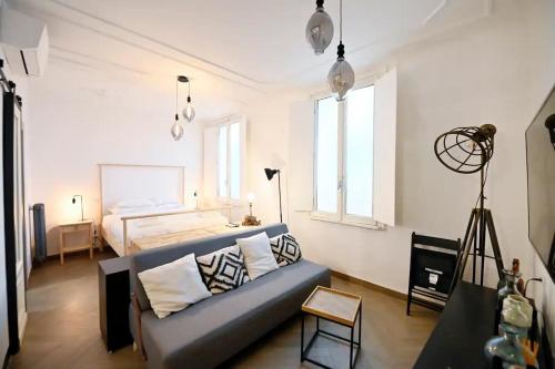 Why Not Apartment, Řím