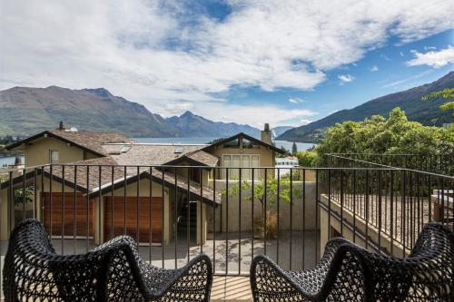 Villa Ranui Hot Tub Free Parking Lake Views - image 5