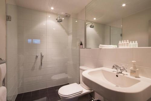 Villa Ranui Hot Tub Free Parking Lake Views - image 14