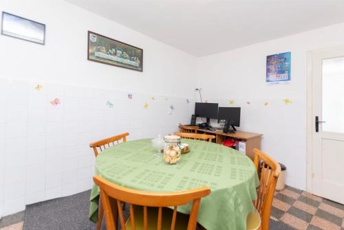 Holiday Home Marija - terrace - image 13