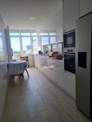 ห้องครัว, Monteiro Duplex Terrace - attic in ริโอ เดอ มูโร