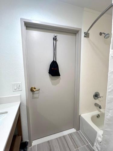 Country Inn & Suites by Radisson Fort Worth TX - image 14
