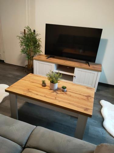 Large Central Apartment - MODERN & Fully Equipped - near fair, Colonia (foto 7)