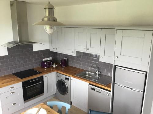 Doolin View Apartment - image 7