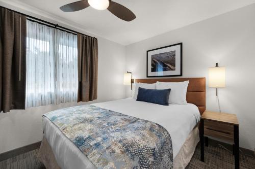 The Wayside Inn - image 5