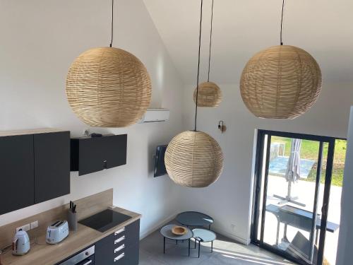 Maison rénovée en Berry : terrasse, jardin privé, proche Châteauroux et nature - FR-1-591-164 gîte à louer Les Écharbeaux