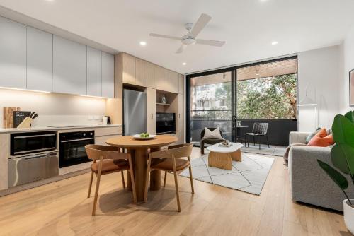 Hall St Apartments by Urban Rest - image 12