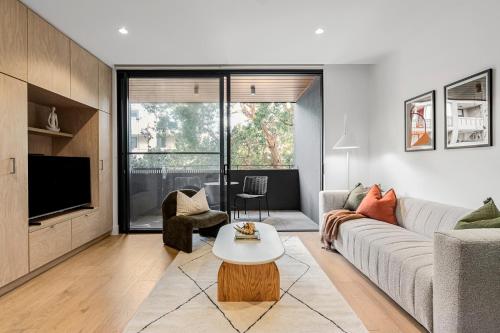 Hall St Apartments by Urban Rest - image 13
