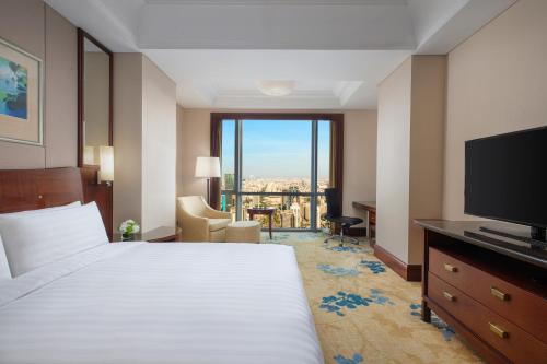 Deluxe King Room room in Shangri-La Hotel Suzhou