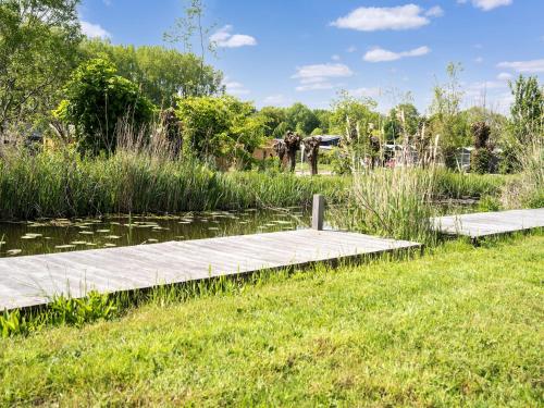 สภาพแวดล้อมโดยรอบ, Holiday Home in Oud Ade near Kaag Lakes in เลเดอร์ดอร์พ
