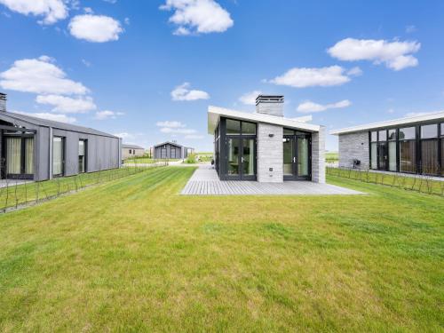 ทัศนียภาพภายนอกโรงแรม, Holiday Home in Oud Ade near Kaag Lakes in เลเดอร์ดอร์พ