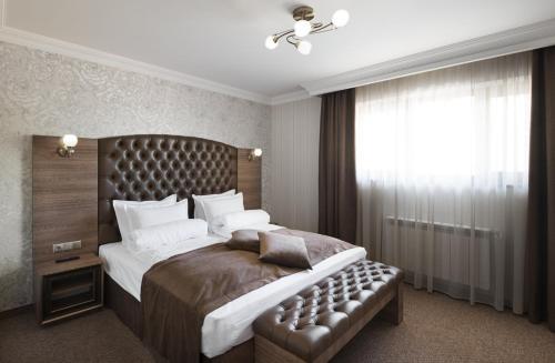 Park Hotel & SPA Vella Hills - Tap to explore photos