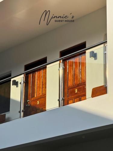 Minnie's Guest House near Santa Isabel Erőd