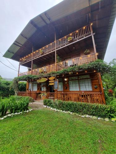 Exterior view, Mindo Green House in Mindo