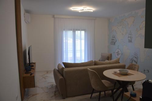 Apartment with View and Balcony image 1