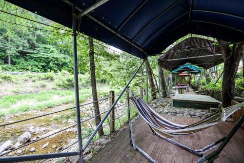 Hongcheon Oullim Glamping Pension near Alpaca World