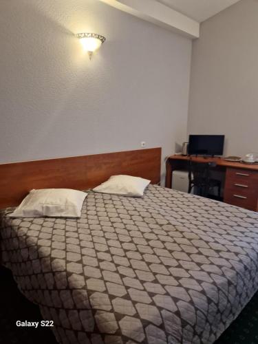 Svečių Namai ir Kavinė Oazė - image 12