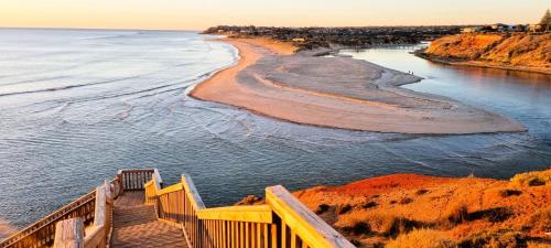 Wine Coast Oasis Port Noarlunga in Port Noarlunga
