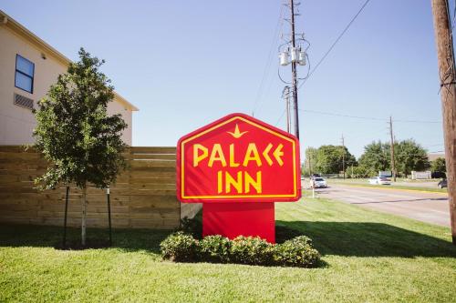 Palace Inn Houston Northwest 290