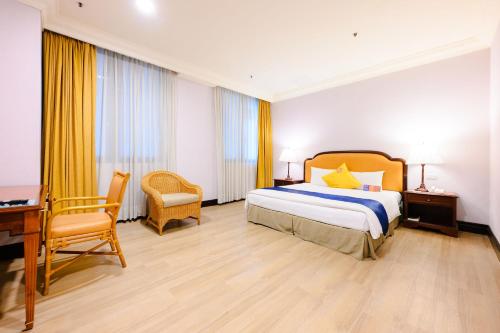 room detail thumbnail 1