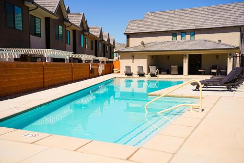 Fairway Getaway #55 townhouse - image 3