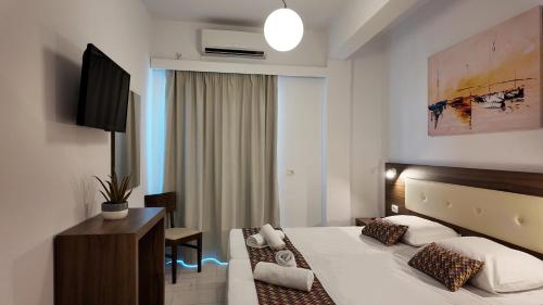 Hotel Santorini - main image