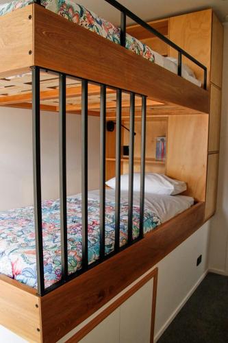 Modern City Loft, 2BR Split, 2 Levels & Parking, Auckland (fotografie 6)