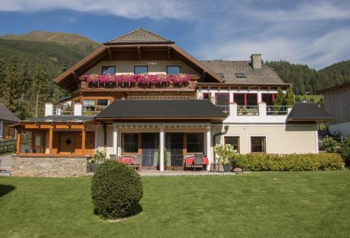 Lungau Apartment - Ferienwohnung Haus Esl in Hintergöriach