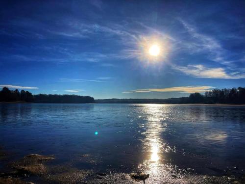 Vakantiehuis in groene oasis in Charensat