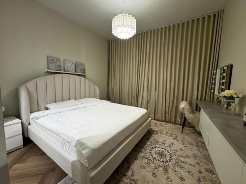 Stylish Poolside Stay Brand New Interiors, Dubai (photo 10)