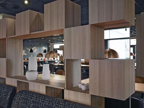 Restaurant, Scandic Aarhus Vest near AUH E301-196 Infektionssygdomme plan 3