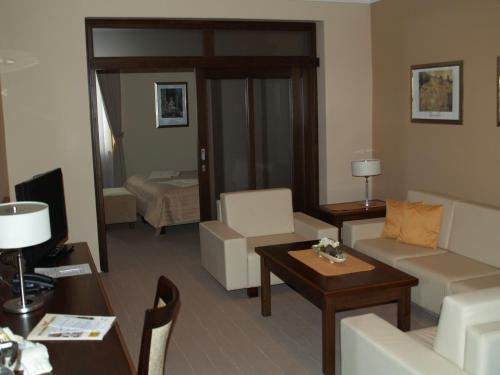 One-Bedroom Suite