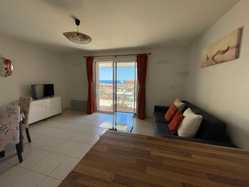 SAPHIR - Vue Mer et Montagne - WIFI FIBRE- PISCINE et GARAGE Privé, Collioure (foto 3)