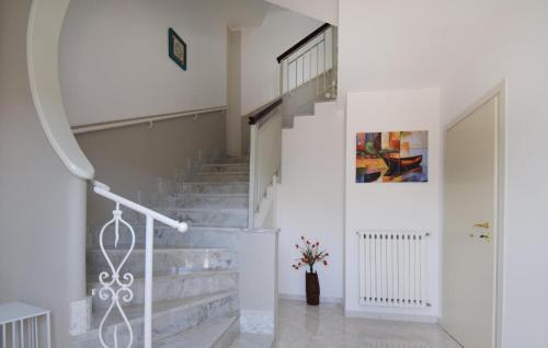 Зовнішній вигляд готелю, 3 Bedroom Cozy Home In Giffoni Valle Piana in Джиффоні-Валле-П'яна