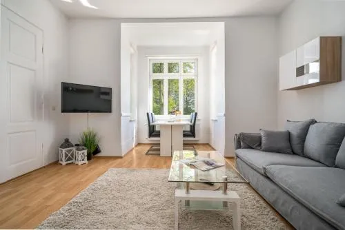 Ferienwohnung Strandgut mit Seeblick-Komfort, Terrasse und Garten in perfekter Lage in Malchow, Deutschland