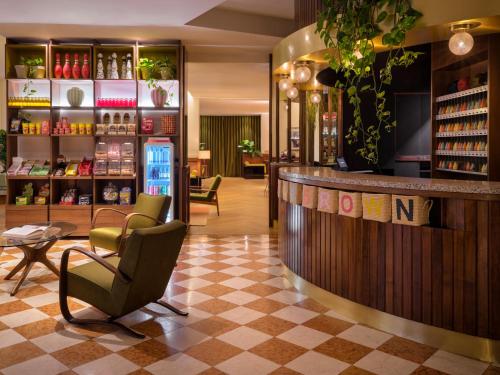 Lobby, Max Brown Hotel Missori, part of Sircle Collection in Milaan