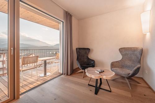 Junior Suite with Balcony
